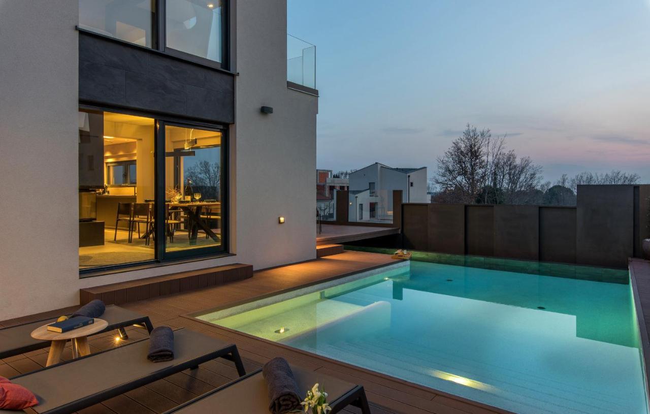 Villa Mare Exclusive Porec Esterno foto